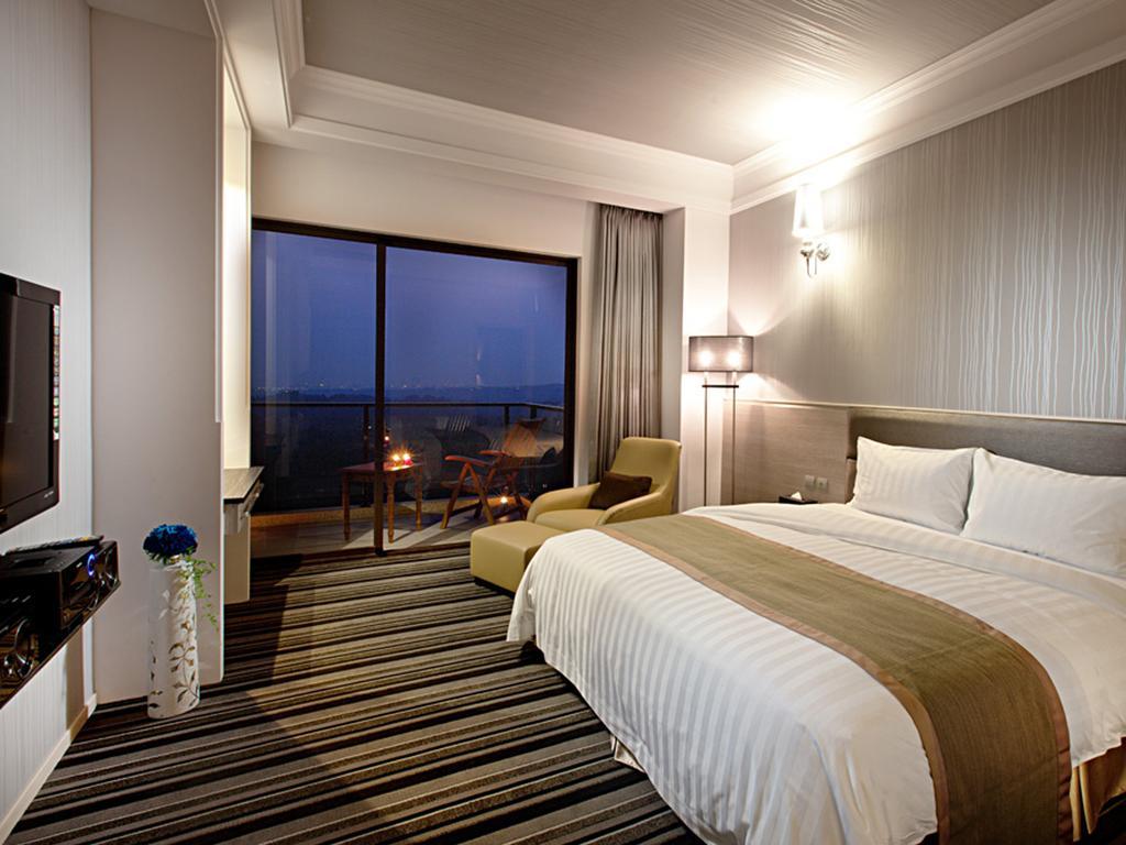 Yundeng Landscape Hotel Fanlu Bagian luar foto