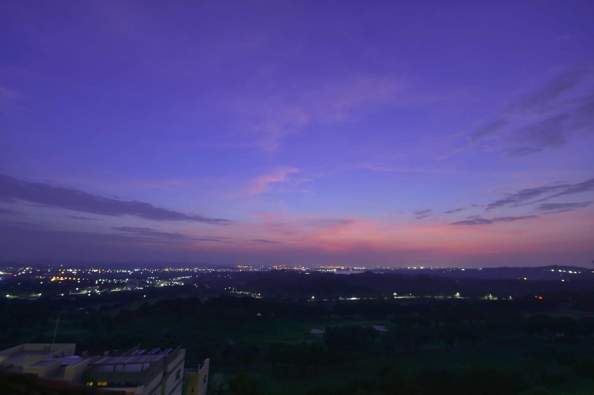 Yundeng Landscape Hotel Fanlu Bagian luar foto