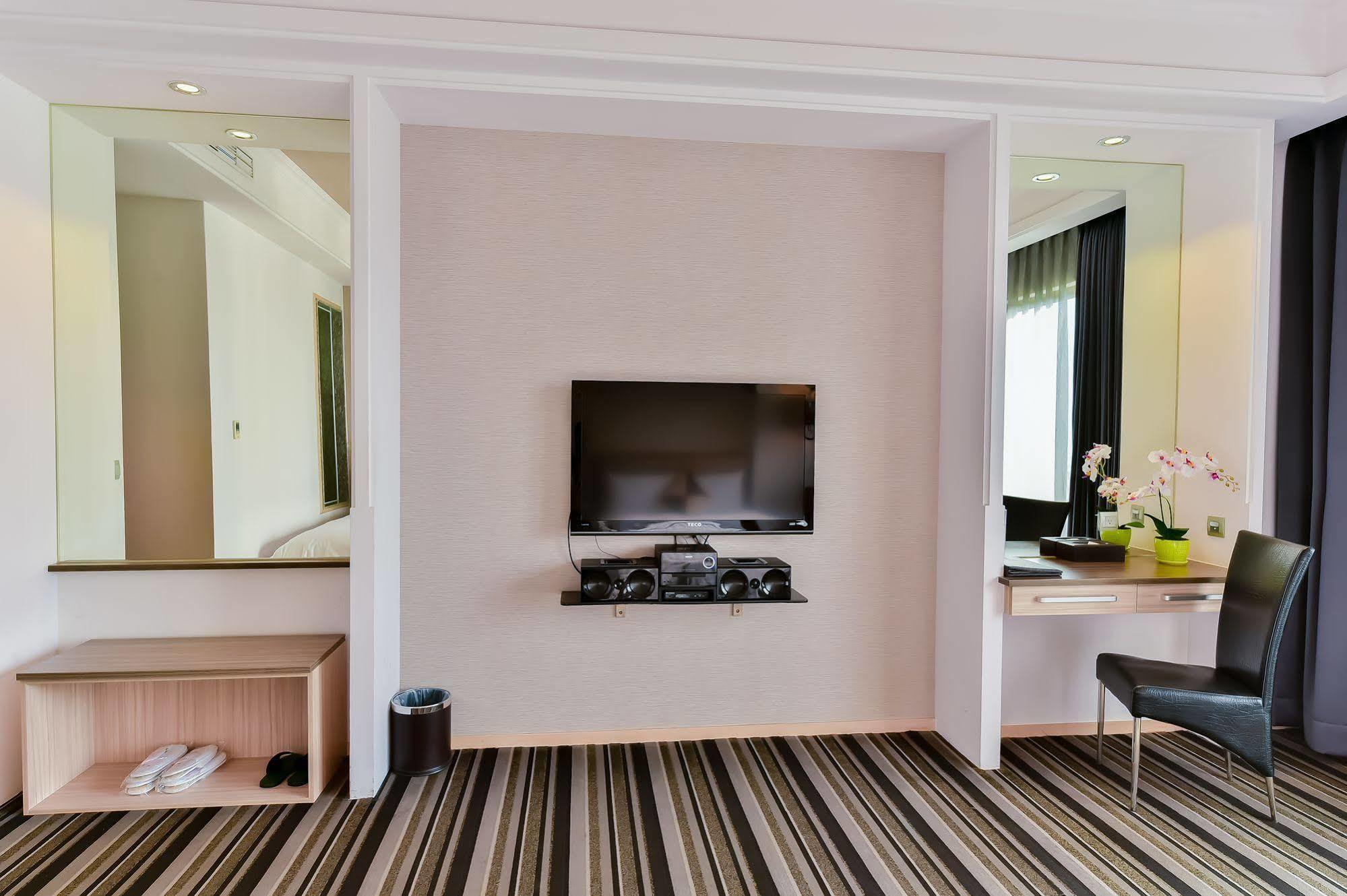 Yundeng Landscape Hotel Fanlu Bagian luar foto